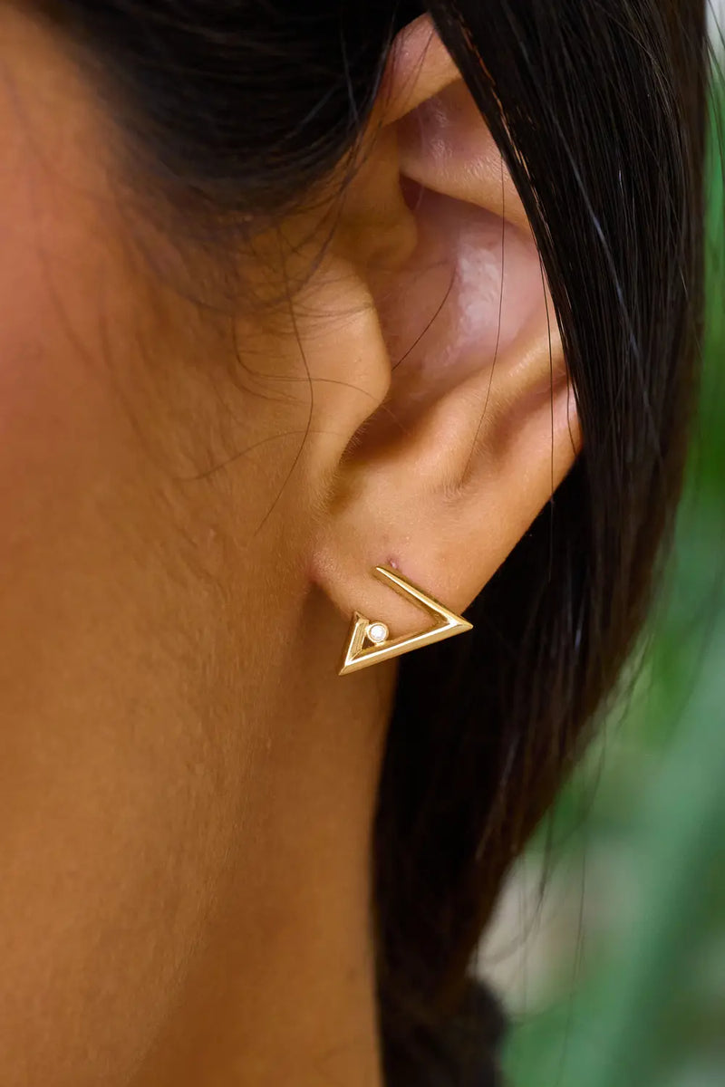 Noon earring- Geo letters
